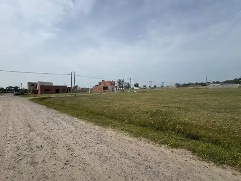 Pasteur Lote 5 -barrio Las Cañitas