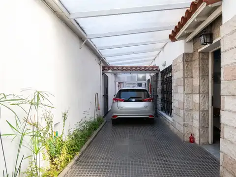 Casa en Venta en Villa Sarmiento, USD 229.900