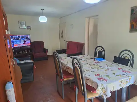 Departamento 4 ambientes con 1 baño