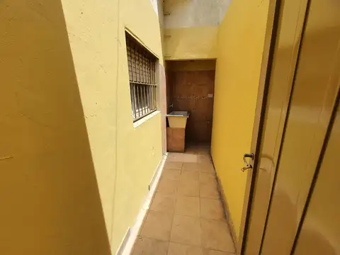 Depto Tipo Casa en Alquiler de 3 dormitorios