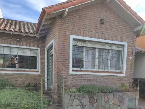 DOS P.H SOBRE LOTE DE  8,66X 53,40- SAN ISIDRO-VIAS A LIBERTADOR