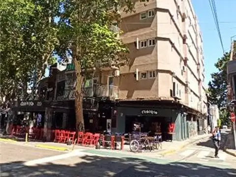 Pasaje Santa Rosa 5000, Piso 6