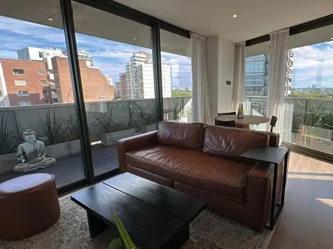 Departamento en Alquiler en La Lucila, USD 1.500