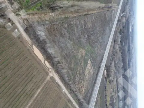8 hectáreas APTAS DESARROLLO COMERCIAL E INDUSTRIAL, con 657 metros de frente de Ruta 22
