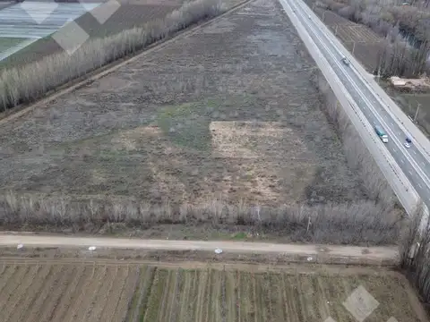 8 hectáreas APTAS DESARROLLO COMERCIAL E INDUSTRIAL, con 657 metros de frente de Ruta 22