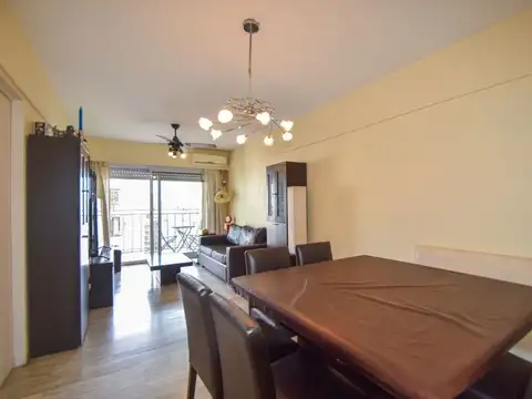 Venta 4 amb Piso alto con cochera/baul en Recoleta