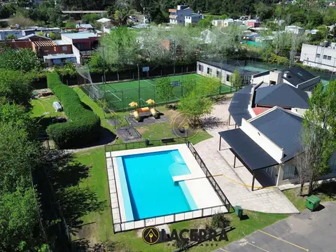 Casa en 6 Ambientes en Haras María Victoria