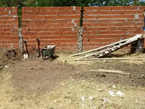 Venta de Casa Esteban Echeverría Nº1512, Bº Martín Fierro, M