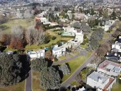 Terreno en Venta de 1100,0 m2