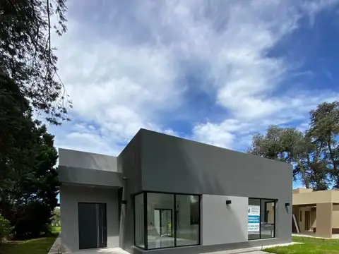CASA A ESTRENAR PRADERAS LUJÁN 4 AMBIENTES