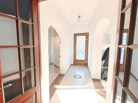 Casa en Venta en Chacarita, USD 352.000