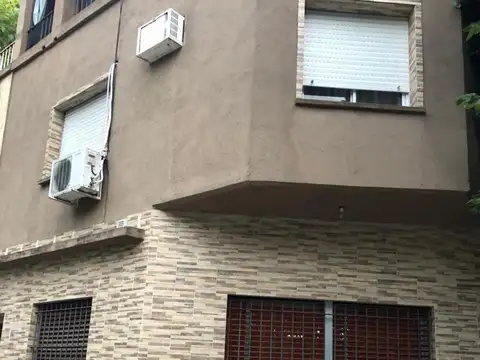 J Larrea 1200