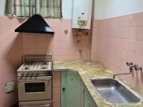 Depto Tipo Casa en Venta 42 años