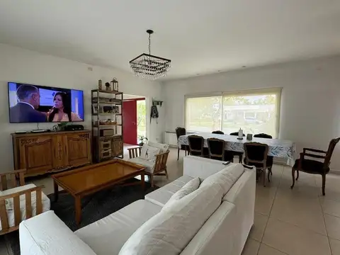 Buenos Aires Golf Country Club, Mayor Irusta 3777