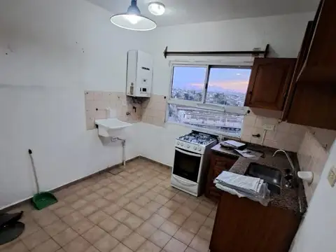 Departamento en Alquiler en Sarandí, $ 450.000