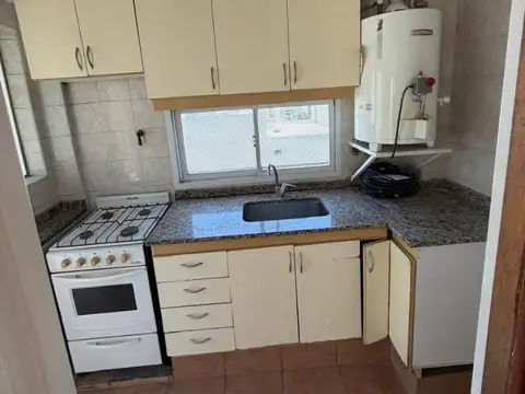 Departamento en Alquiler en Floresta, $ 750.000