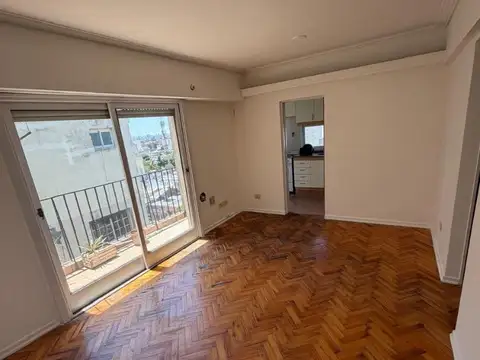 Rivadavia 8242 , Piso 12