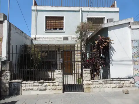 CASA VENTA BARRIO COLON 177 M2 CUB. 4 DORMITORIOS