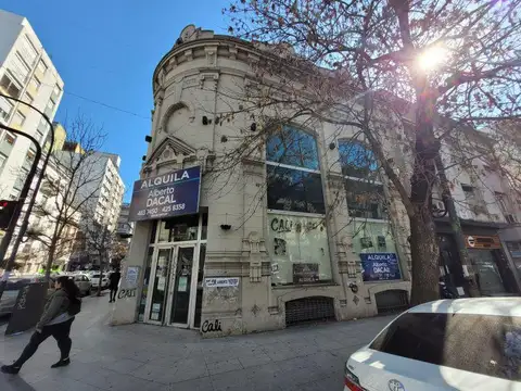 Local en Venta en La Plata, USD 1.200.000