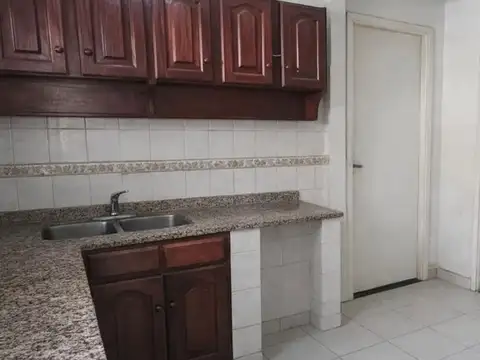 Casa en Venta 3 ambientes Comercial Martínez