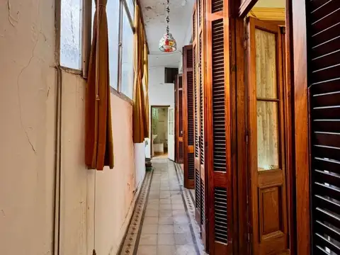 PH 3 Amb Almagro. 1er piso escalera. A refaccionar