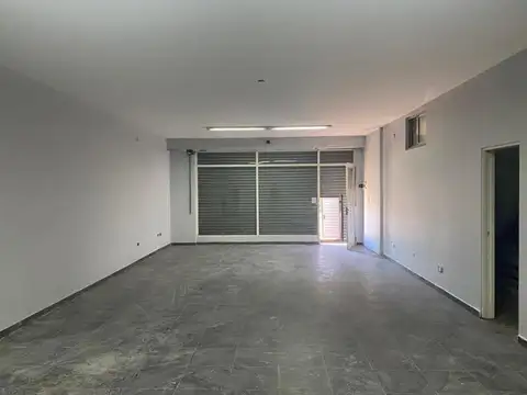 Local en Alquiler en La Plata, $ 490.000