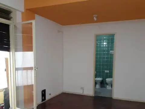 Medrano 100, Piso 8