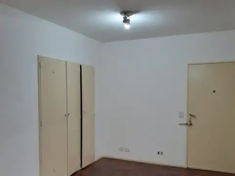 Medrano 100, Piso 8