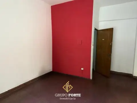 Dean Funes 100, Piso 3