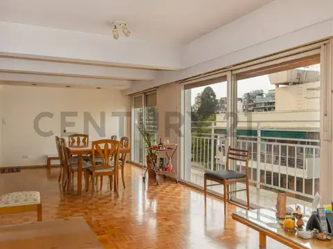 Camacuá 500, Piso 5