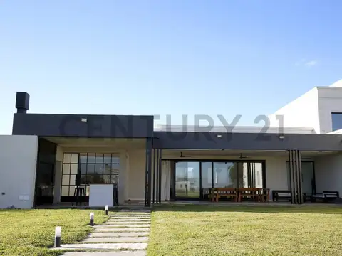 164 E/ 474 Y 476 100, Piso 0