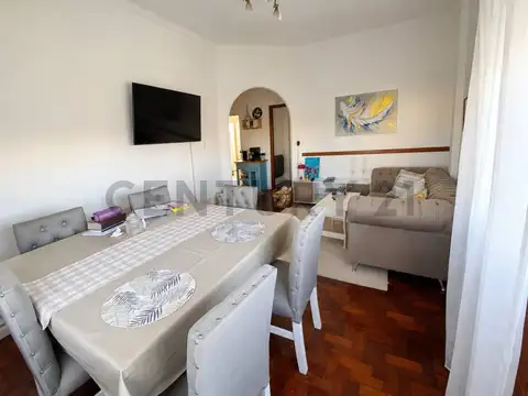 General Acha 100, Piso 3