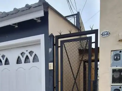 Depto Tipo Casa en Alquiler de 2 ambientes
