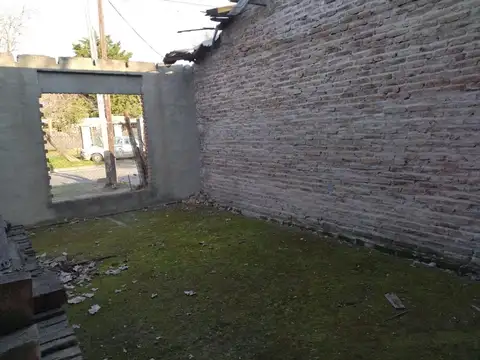 Terreno en Venta en Barrio Parque Leloir, USD 85.000