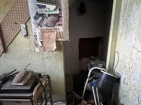 Oficina en Venta en Lanus Oeste, USD 160.000