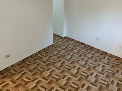 Santa Rosa 5000, Piso 2