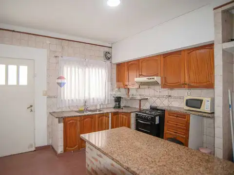 Casa en Alquiler de 4 dormitorios