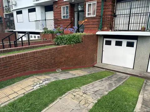 Cochera Fija  en Alquiler en Ciudad Jardin, Tres de Febrero, G.B.A. Zona Oeste