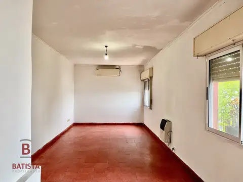 Calle 12 esquina 85 800