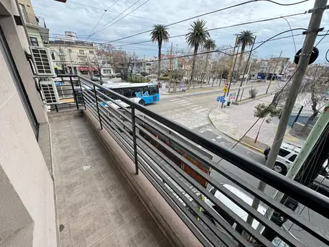 Departamento en Venta en Valentin Alsina, USD 187.000