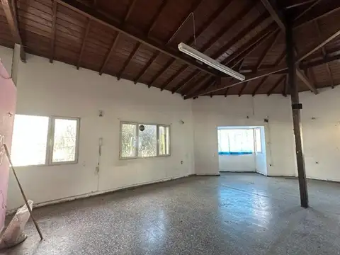 Oficina 3 ambientes con 2 baños