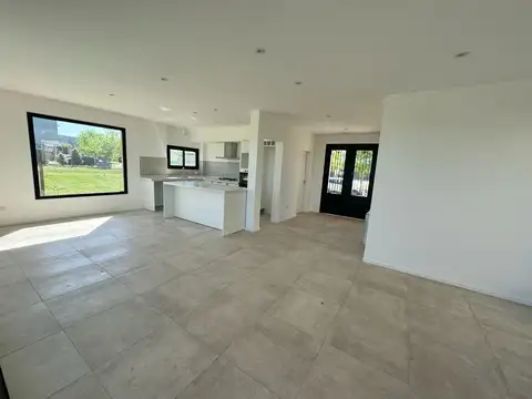 Casa en Alquiler en Puertos - Araucarias, USD 1.600