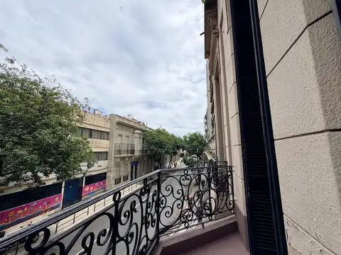 VENTA! IMPORTANTE PROPIEDAD DE 270 M2 OPORTUNIDAD