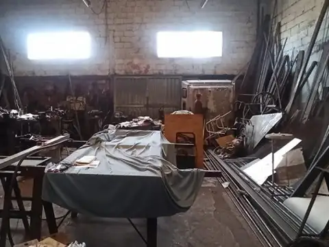 Galpon en Venta en Jose Leon Suarez, USD 150.000