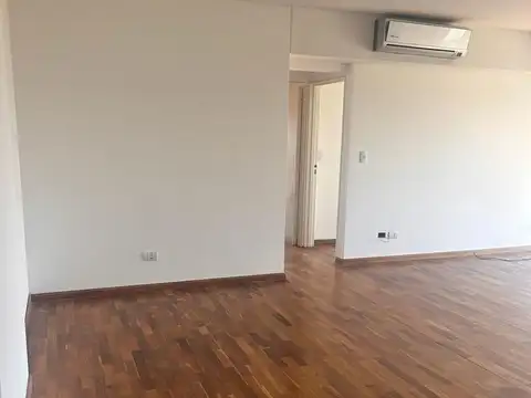 Departamento en Alquiler con 2 cocheras