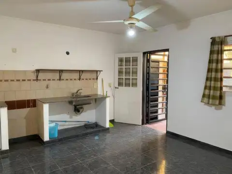 Depto Tipo Casa en Venta en La Plata, USD 50.000