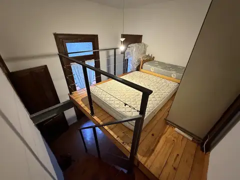 Depto Tipo Casa en Venta 100 años