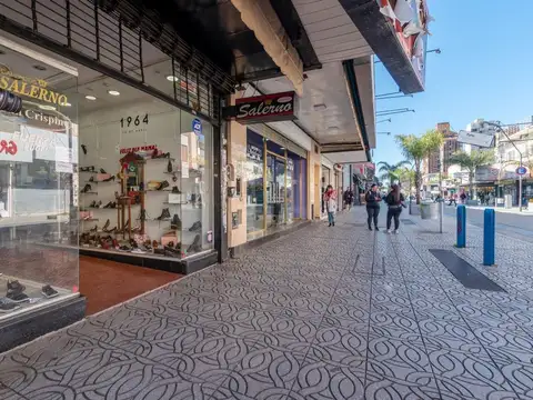 VENTA LOCAL PEATONAL 9 de JULIO LANUS ESTE 
