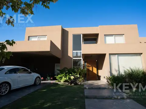 Casa en Venta al Noreste