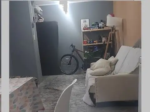 Depto Tipo Casa 2 ambientes con 1 baño